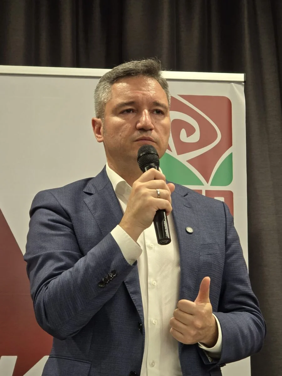 Kristian Vigenin in Burgas: They are trying to erase history, we must preserve the memory of anti-fascism - photo 4