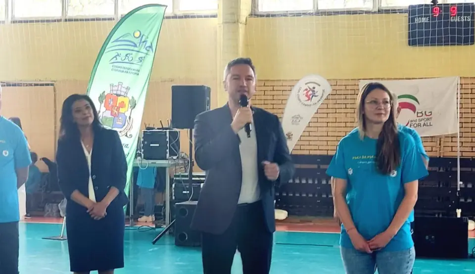 Евродепутатите Вигенин и Пенкова подкрепиха инициатива в подкрепа на деца с аутизъм