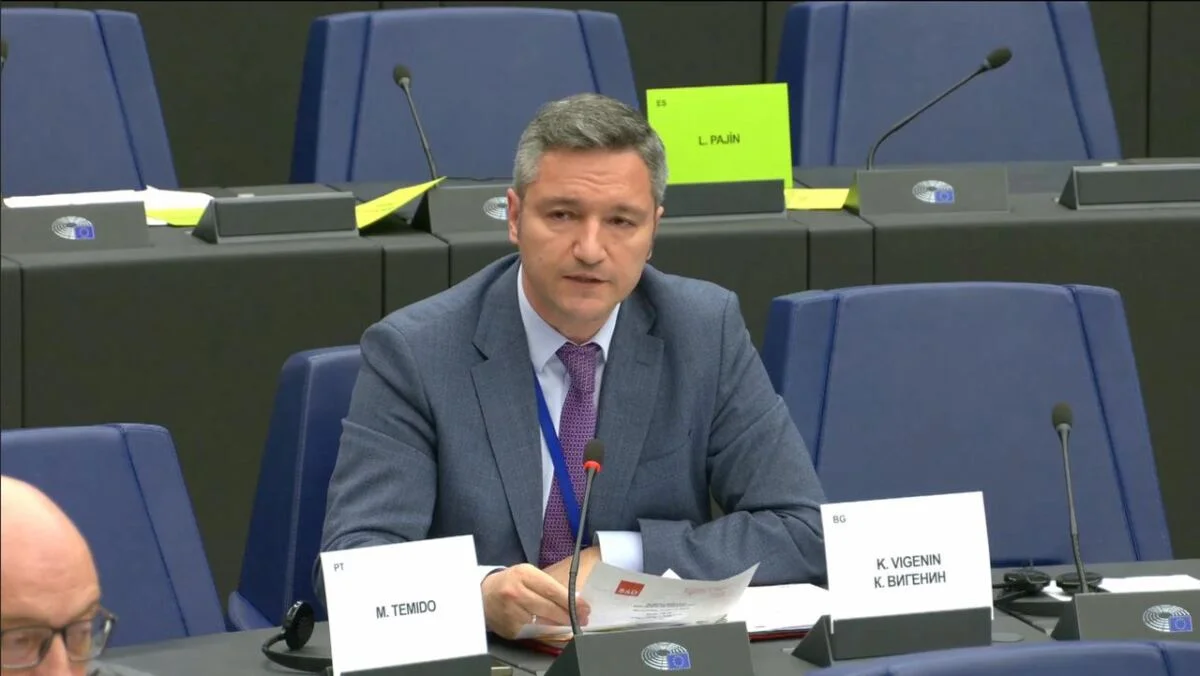 Kristian Vigenin asked the Agriculture Commissioner for a review of the protocols for dealing with outbreaks of animal disease