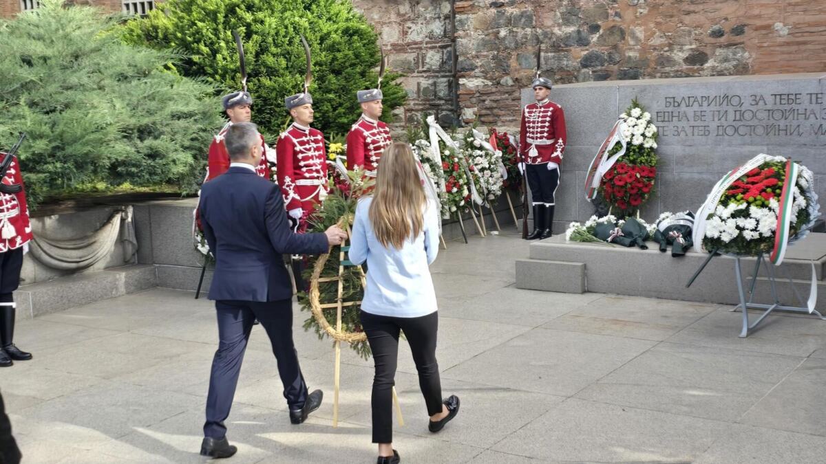 Kristian Vigenin on 9 May: Let us keep the memory of the horrors of war, let us value and maintain peace (photo 5)
