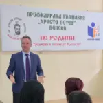 Kristian Vigenin to students in Popovo: The rights of European citizens are protected as nowhere else