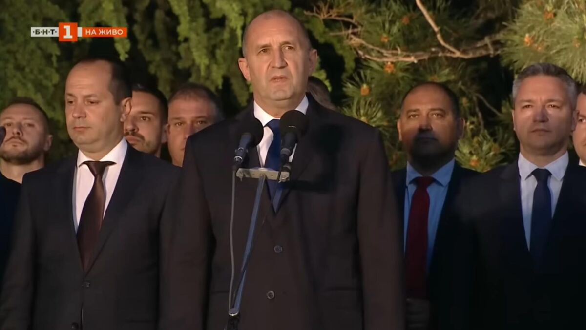 Kristian Vigenin honoured the feat of Hristo Botev in Vratsa (photo 2)