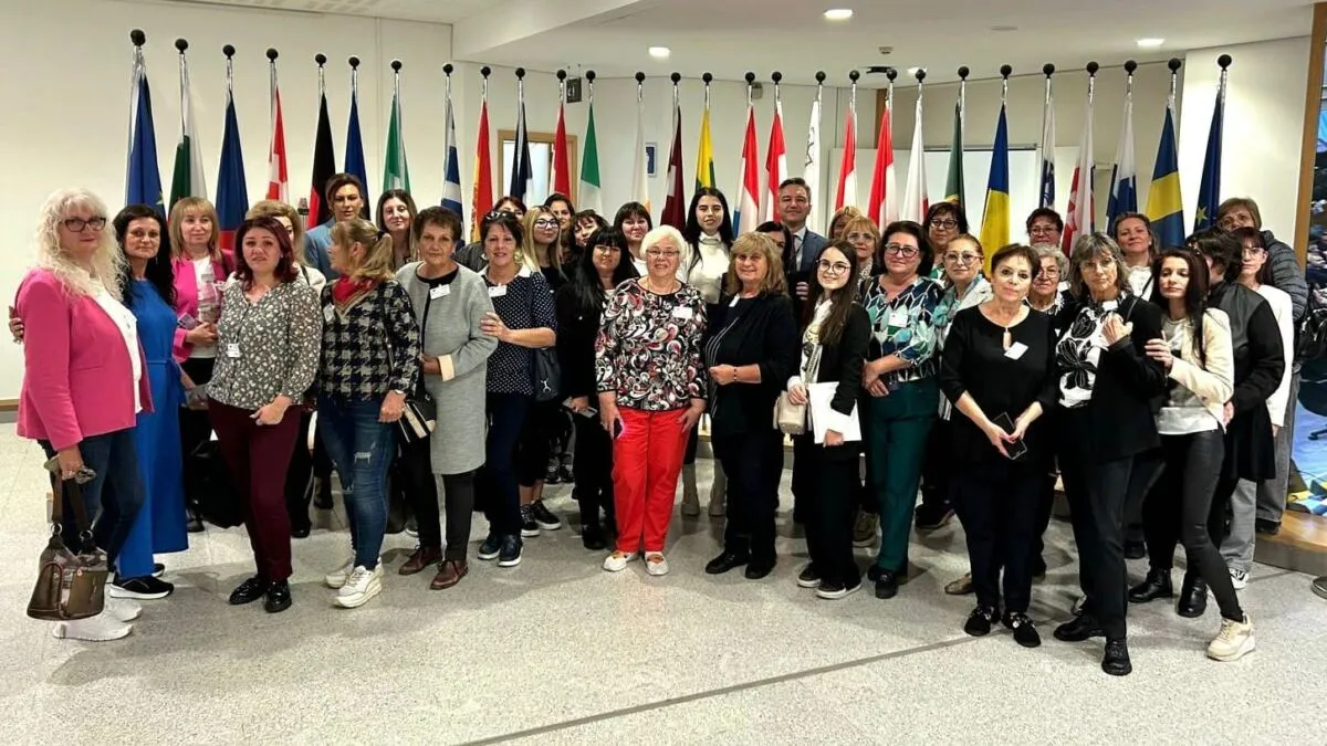 Жени социалистки посетиха Европейския парламент в Брюксел по покана на Кристиан Вигенин – снимка 2