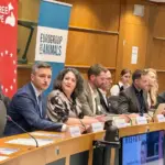 Vigenin: A full ban on breeding animals for luxury fur is needed