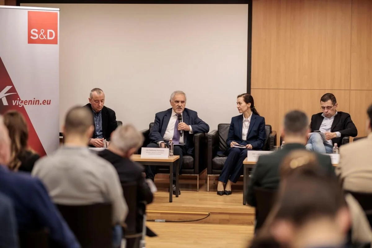 Kristian Vigenin - Krum Zarkov: Only a fair Europe will be a safe Europe - photo 5