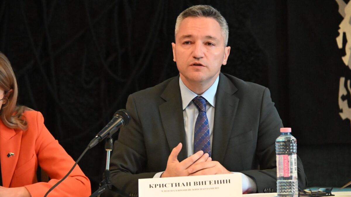 Zarkov, Vigenin and Penkova in Yambol: Water sector reform and infrastructure investment cannot be postponed