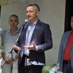 Вигенин в Чирпан: Защитихме българската роза и лавандула в европейското законодателство (снимка 11)