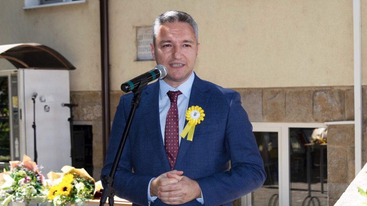 Кристиан Вигенин - Павликени се превърна в пример за успешно развитие на малък модерен европейски град (снимка 3)