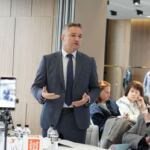 Vigenin: The left must turn its values into concrete policies