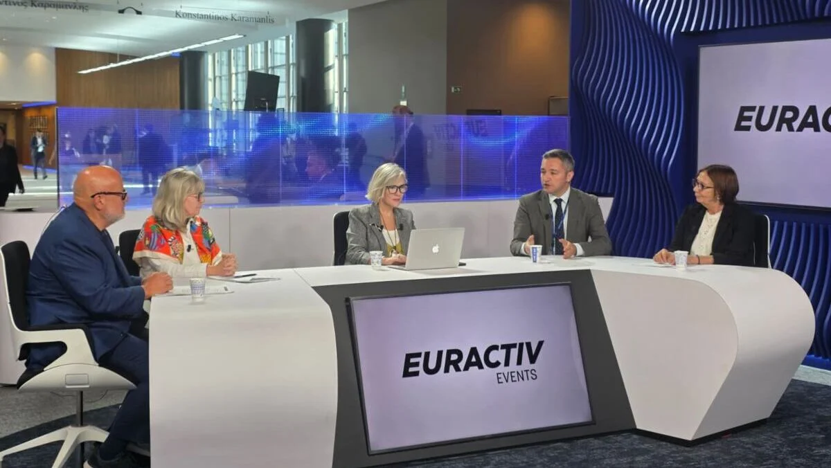 Vigenin: We are close to eradicating HIV, but we no longer talk about the problem enough - photo 2