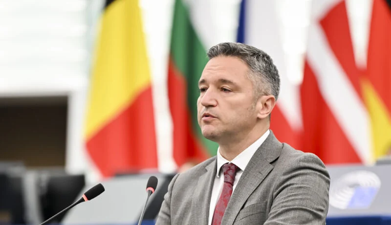 Кристиан Вигенин говори в пленарната зала на Европейския парламент в Страсбург