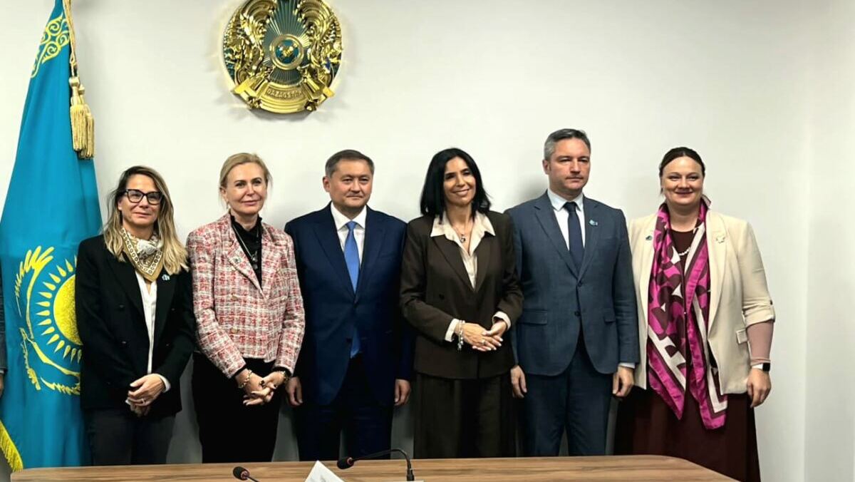 Кристиан Вигенин в Астана: Отношенията между ЕС и Казахстан имат огромен потенциал